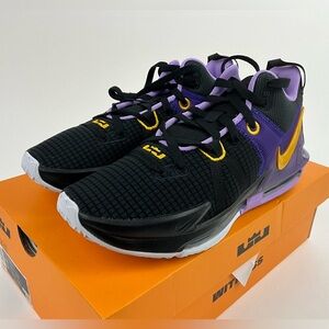 Nike LeBron Witness VII Men’s US Size 8.5 NIB